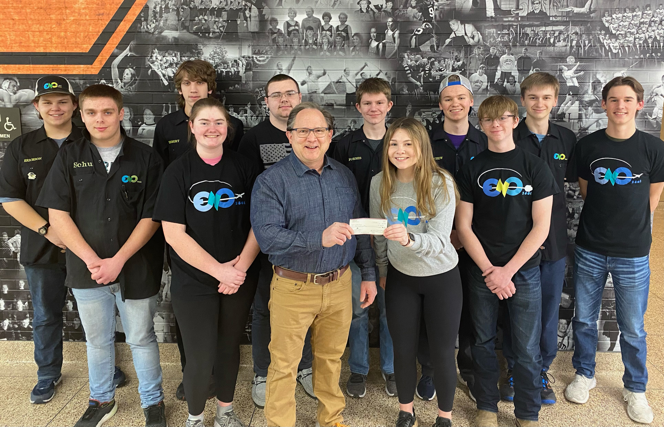 Pass It On helps robotics team compete | Lake City Graphic